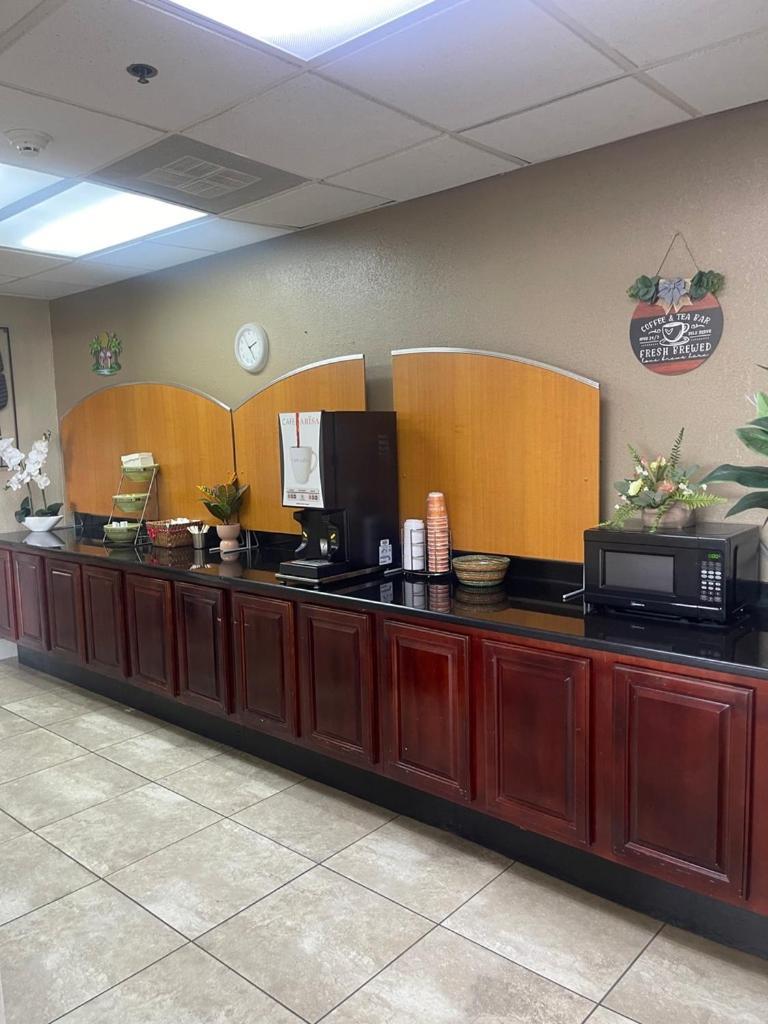 ניו פורט ריצ'י Quality Inn & Suites Conference Center מראה חיצוני תמונה